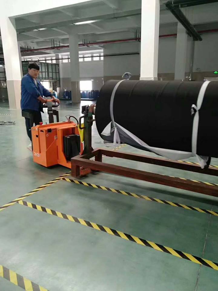 Zowell Electric Towing Tractor