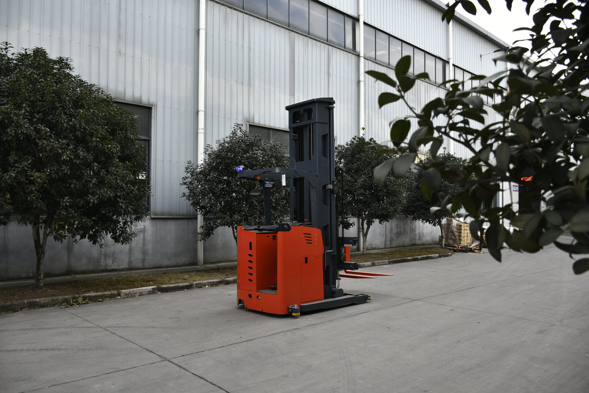 Mima Man-Up Turret Truck MC12